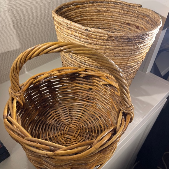 Baskets - Picture 1 of 8